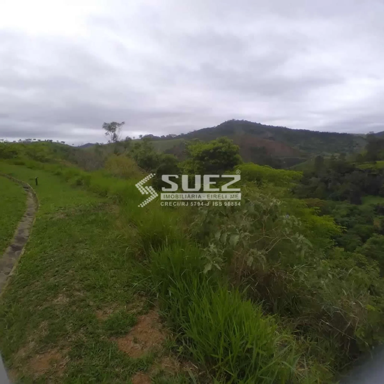 Terreno com ótima localização – venda na Estrada União e Indústria, Posse, Petrópolis