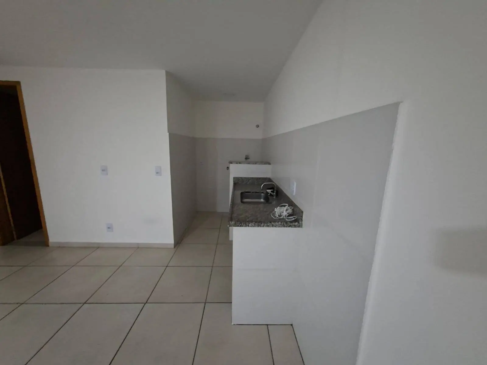 Apartamento de 2 quartos para locação – Estrada Silveira da Motta, Posse, Petrópolis