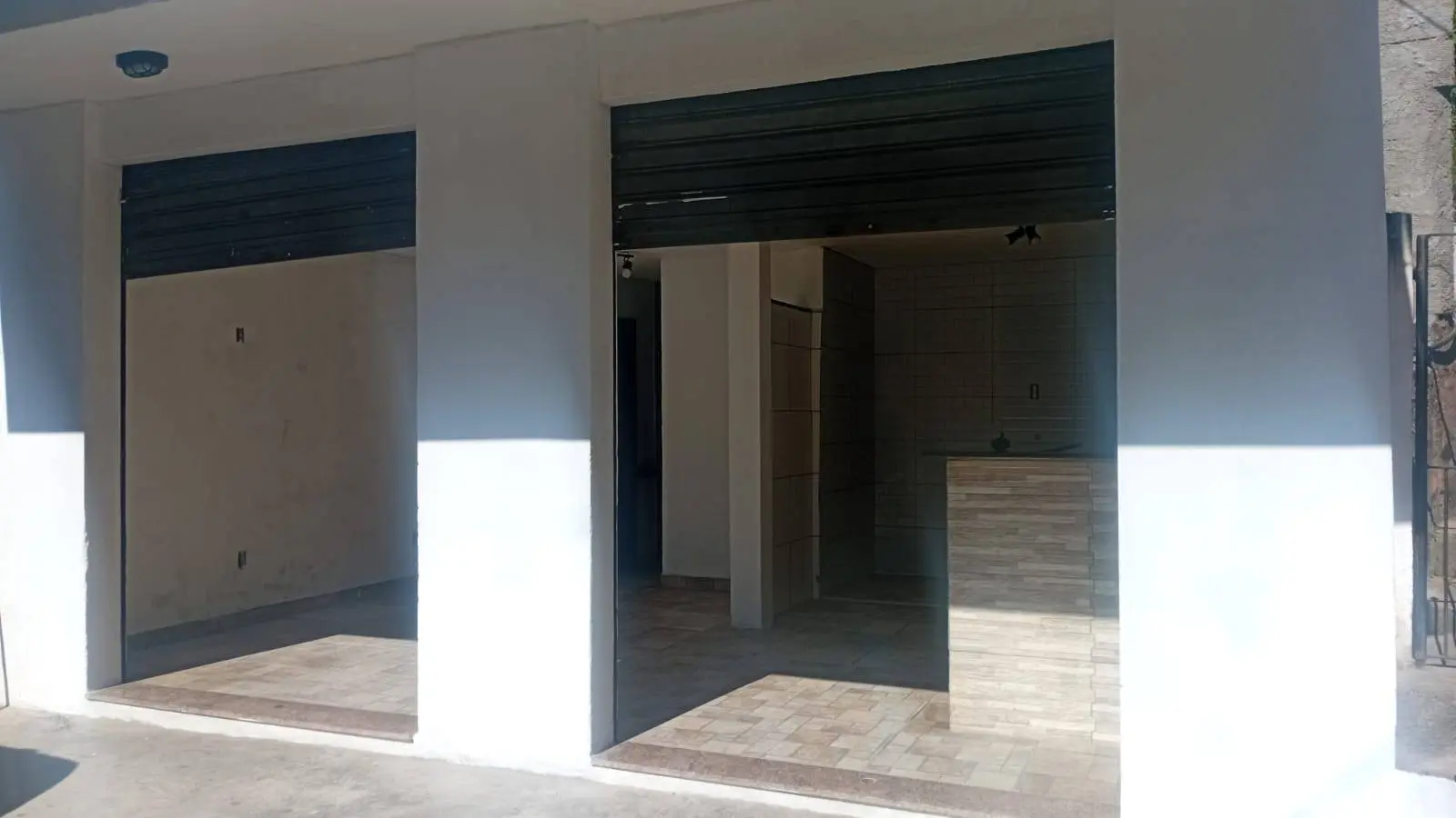 Loja para alugar na Praça da Posse, em frente ao Bramil – 35m² com 2 banheiros, alto fluxo de pessoas – R$ 1.650