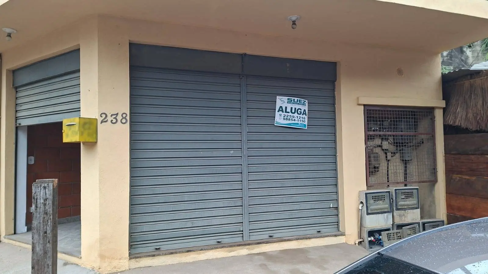 Loja comercial para locação – Centro da Posse (ao lado da Cabana do Churrasco)      Ponto estratégico, próximo ao centro da Posse. Ótima visibilidade e fluxo de clientes.